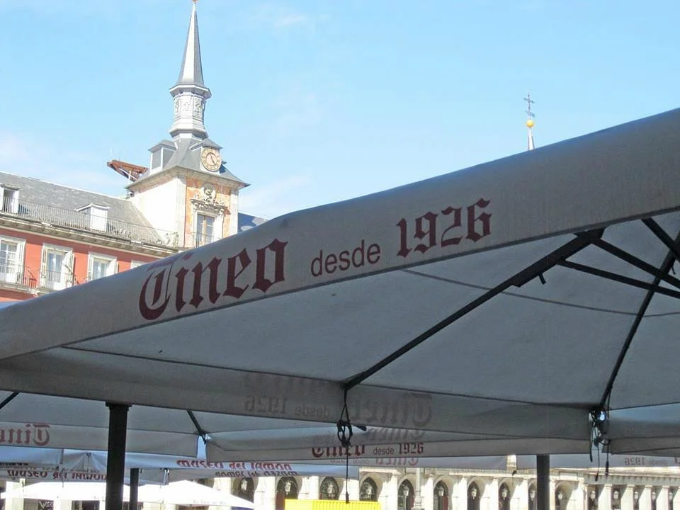 Bar Tineo en Plaza Mayor Madrid desde 1926